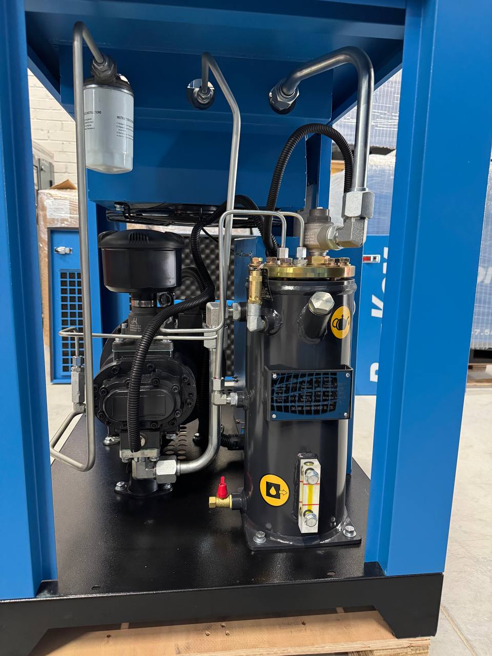 Винтовой компрессор с частотным преобразователем ВК 7,5/10 PM