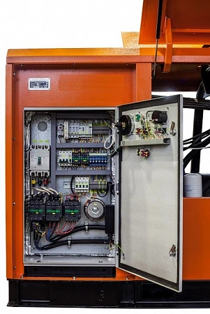 Станция компрессорная электрическая уличная ЗИФ-СВЭ-16,0/0,7 в кожухе