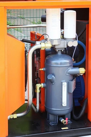 Станция компрессорная электрическая с частотным регулированием ЗИФ-СВЭ-2,5/1,0 ШМЧ